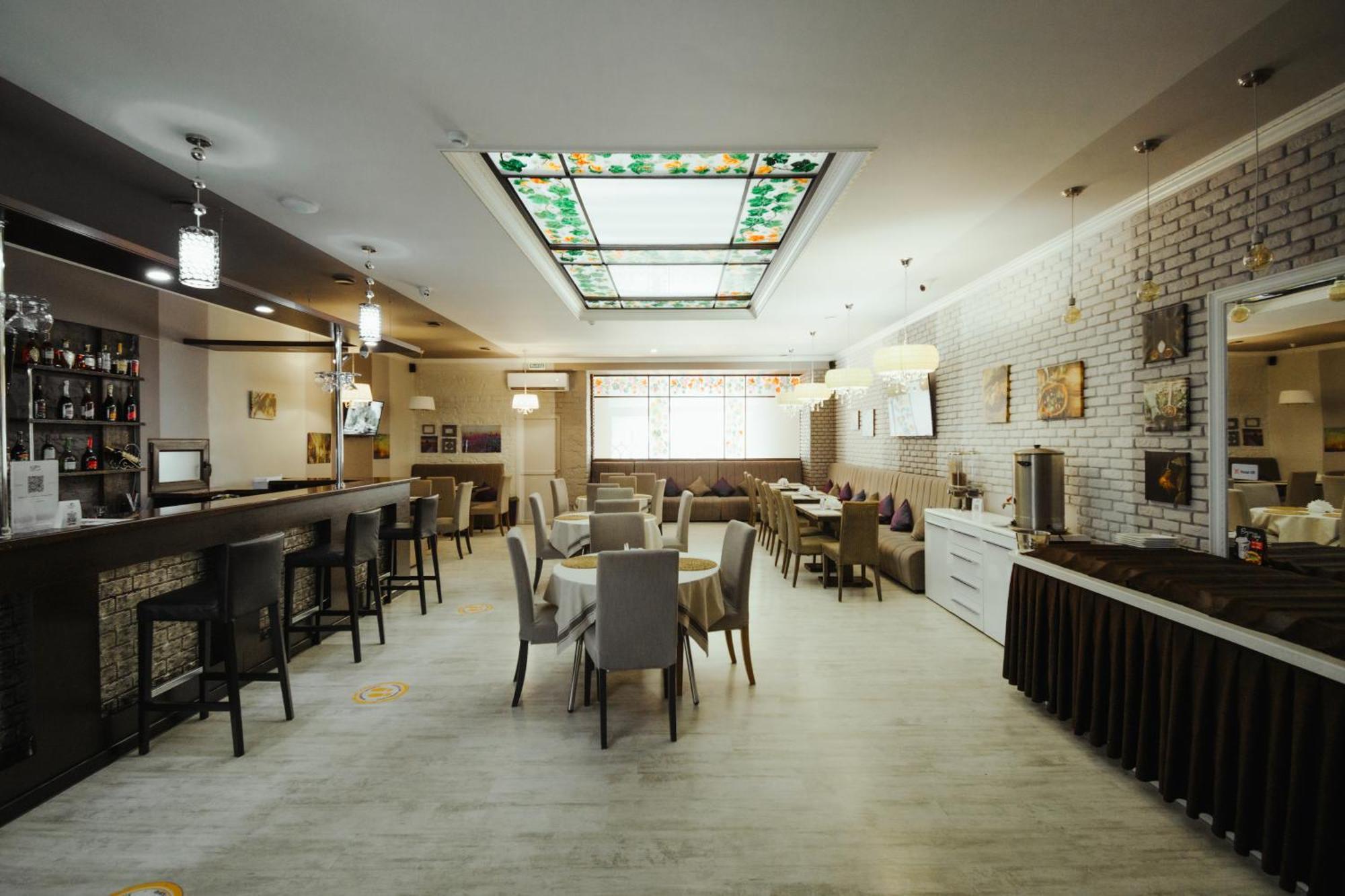 Hotel Skif &